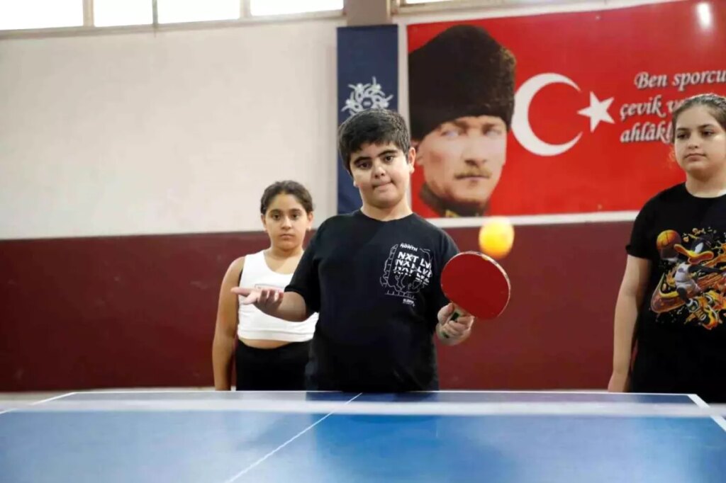aydinda ucretsiz masa tenisi kurslariyla cocuklarin fiziksel ve sosyal gelisimi destekleniyor 3ThnAKeU