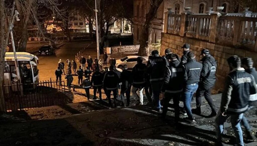 daltonlar suc orgutu hakkinda iddianame gencleri kamikaze dronu gibi kullandilar sdYrDQYa