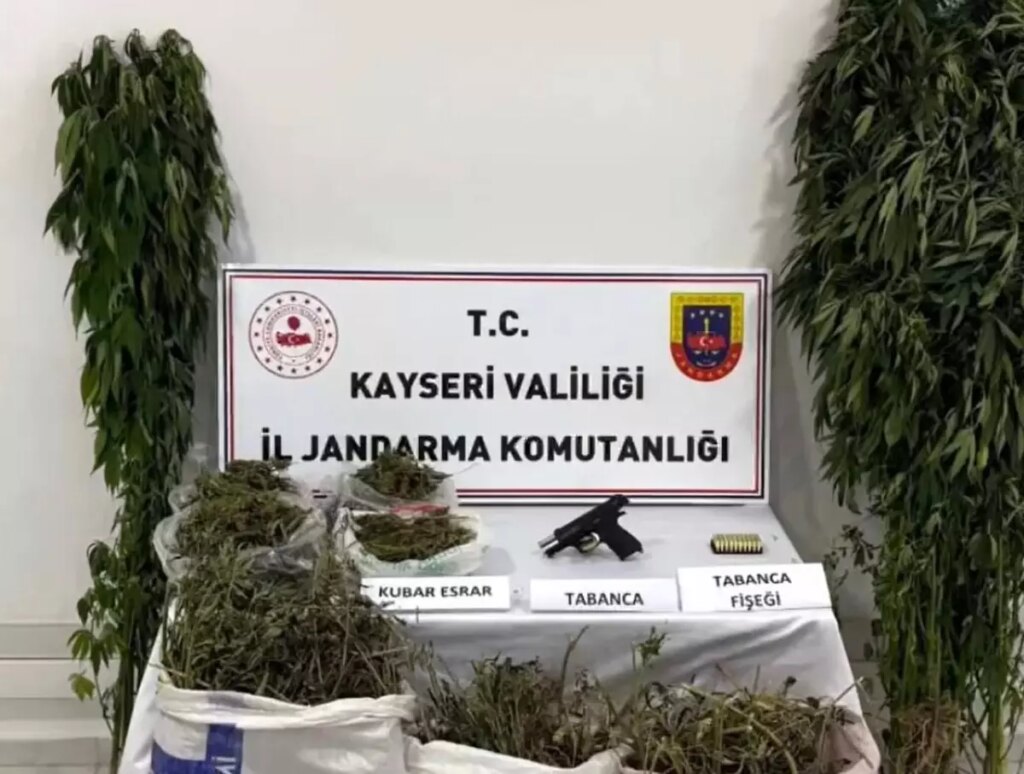 kayseride uyusturucu operasyonu 38 kg ele gecirildi Yf28xSib