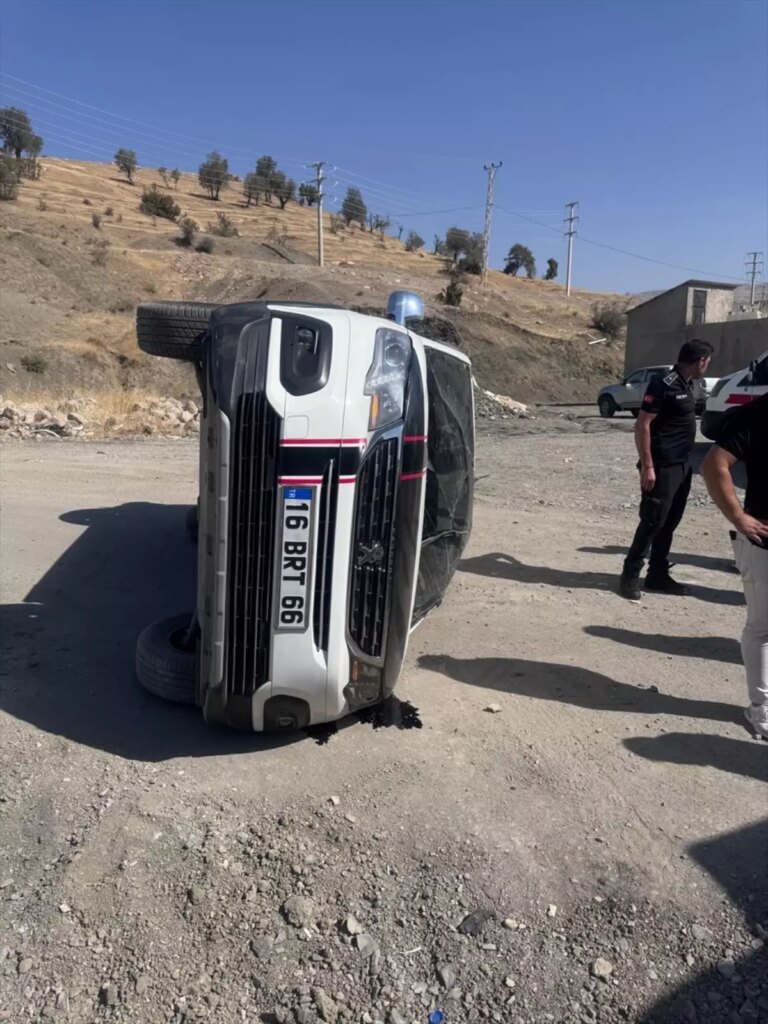 sirnakta trafik kazasi 6 yarali u3eJR3zY