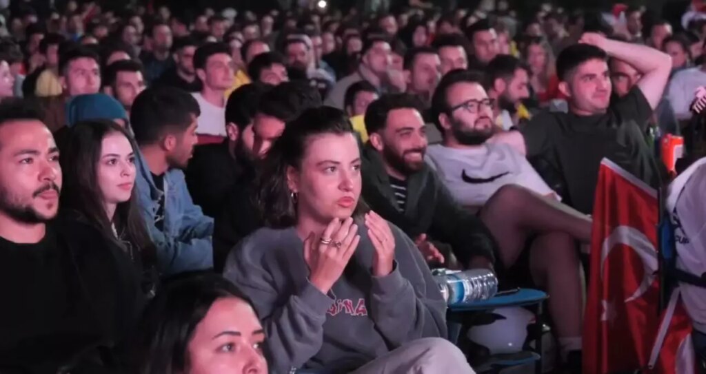 a milli basketbol takimi eurobasket 2025te ikinci oldu bEBxggrw