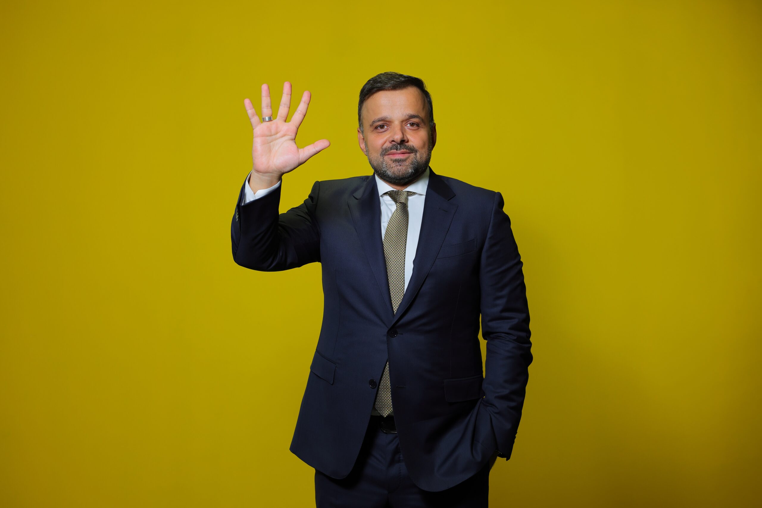 5g ihalesinde en yuksek teklifi veren turkcellin ceosu neler soyledi adLhQdGu.jpg