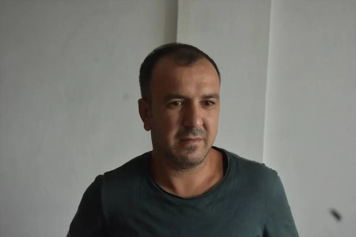 ayi saldirisindan kiyafetlerle kurtuldu zcwdSPNM.jpg