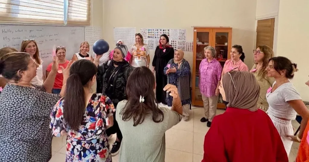 izmirli kadinlara dil egitimi destegi 2bvkaRVV.webp