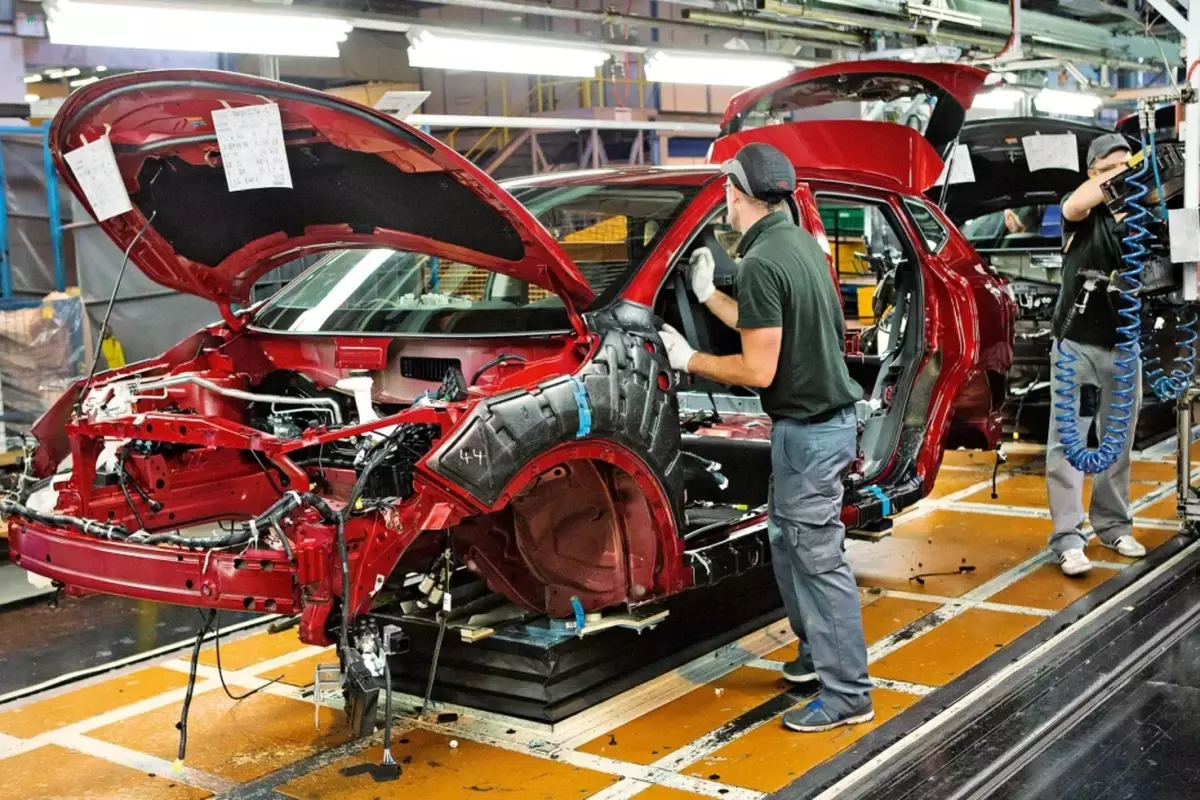 otomotiv devi 7 fabrikasini kapatiyor 20 bin kisi issiz kalacak H6LnX3Dc