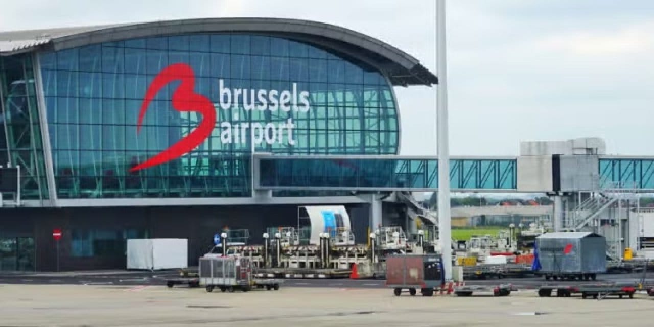 avrupada dron krizi suruyor bruksel havalimaninda ucuslar durduruldu OzFk7Xcz.jpg