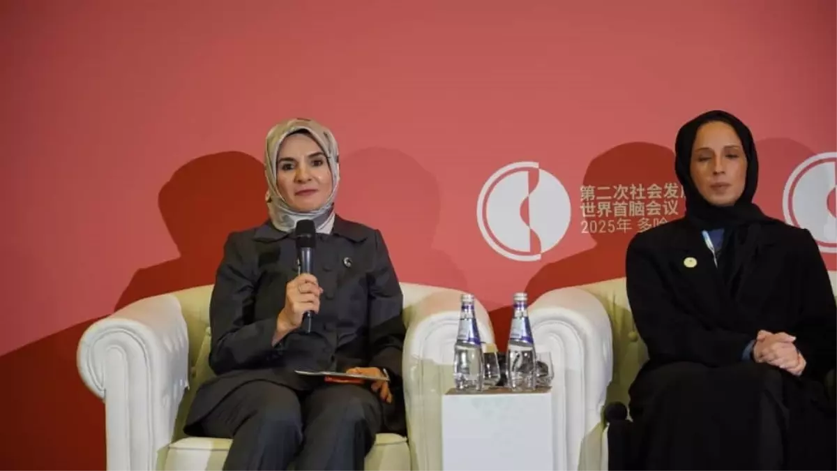 bakan goktas aileyi yeniden merkeze almak insanligin en acil sorumlulugudur 8g3TWN6V.jpg