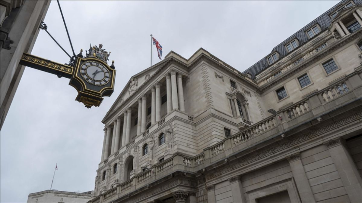ingiltere merkez bankasi politika faizini sabit tuttu A4qQpVFD.jpg