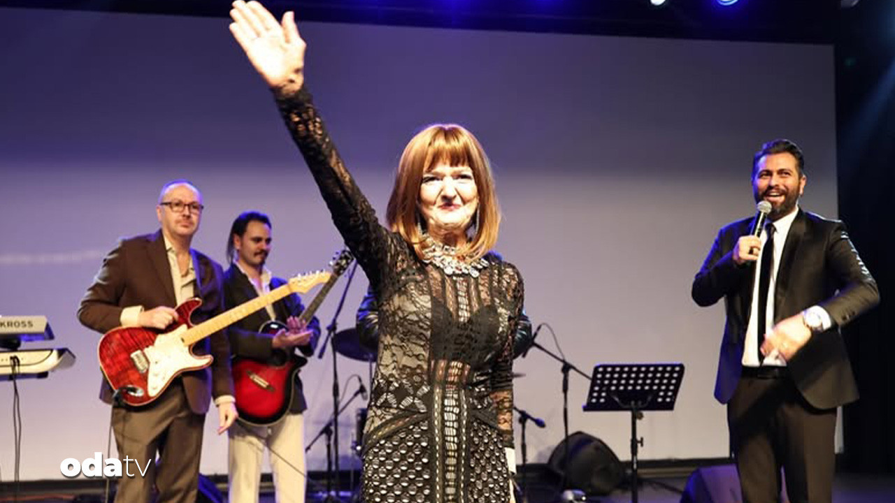 İstanbul’da Gülden Karaböcek rüzgarı