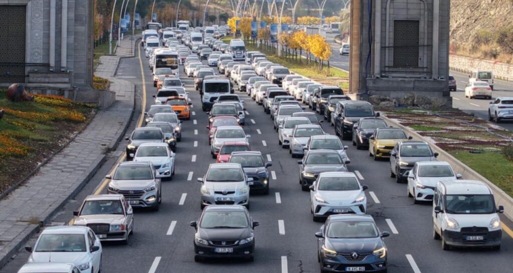 Türklerin otomobilde en çok tercih ettiği renk belli oldu