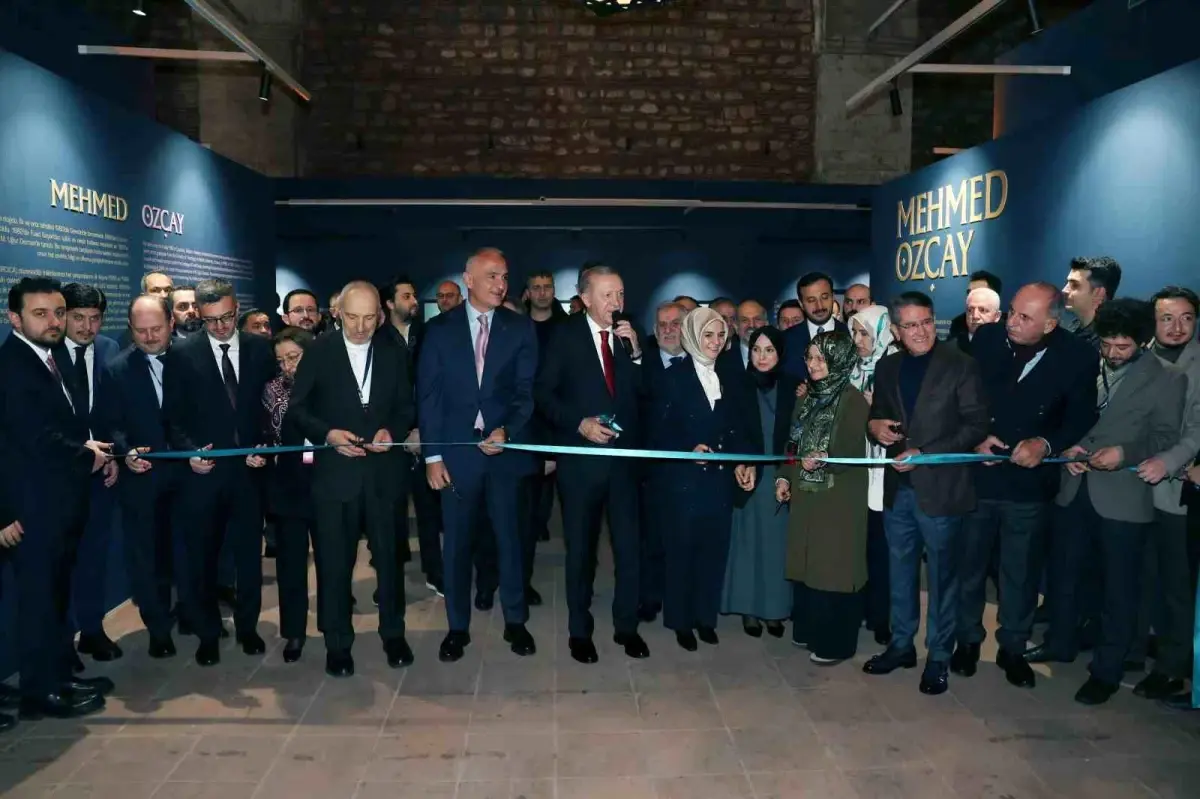 Erdoğan, İslam Eserleri Sergisi’ni Açtı